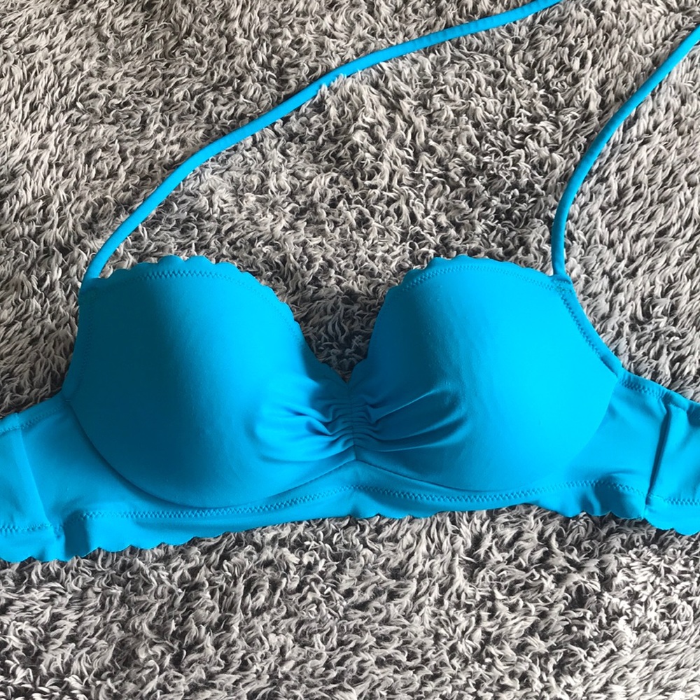 Bikini top